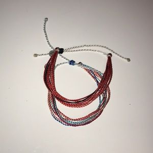 2 pura vida bracelets